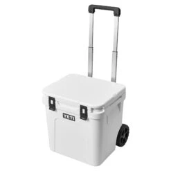 Yeti Coolers ROADIE 48 WHEELED - Kühlbox 17 Yeti Coolers ROADIE 48 WHEELED - Kühlbox -Primus Verkäufe 5638039355 s roadie 48 wheeled yeti coolers 24